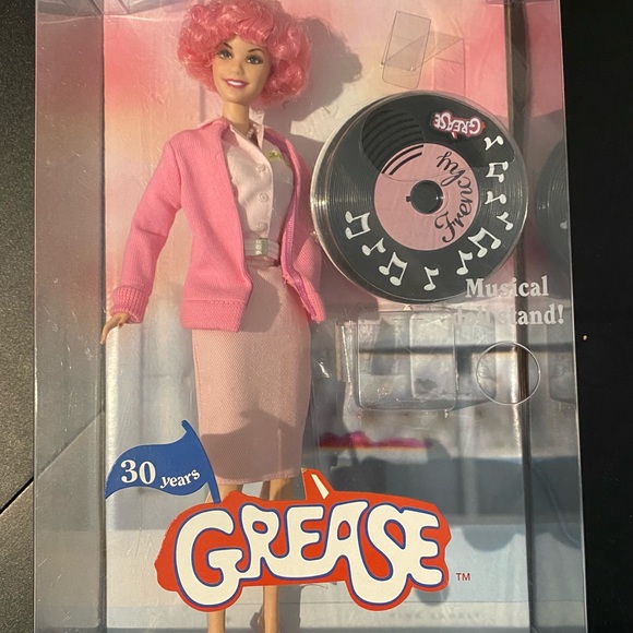 Barbie Grease “Frenchy” 30th Anniversary Pink Label - Picture 6 of 8